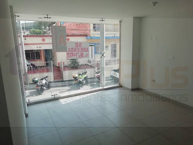 se arrienda local comercial en floridablanca