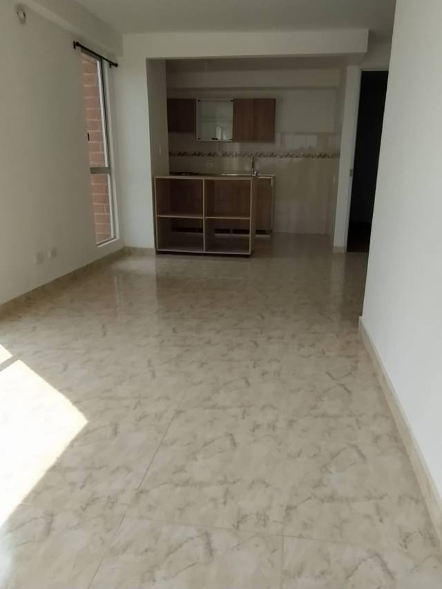 Apartamento en C. R. Granate, Ciudad Meléndez