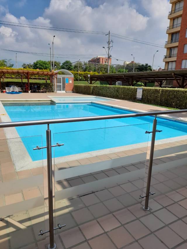 Venta de apartamento en primer piso en Torres de San Joaquin 1 - Cali, Valle del Cauca