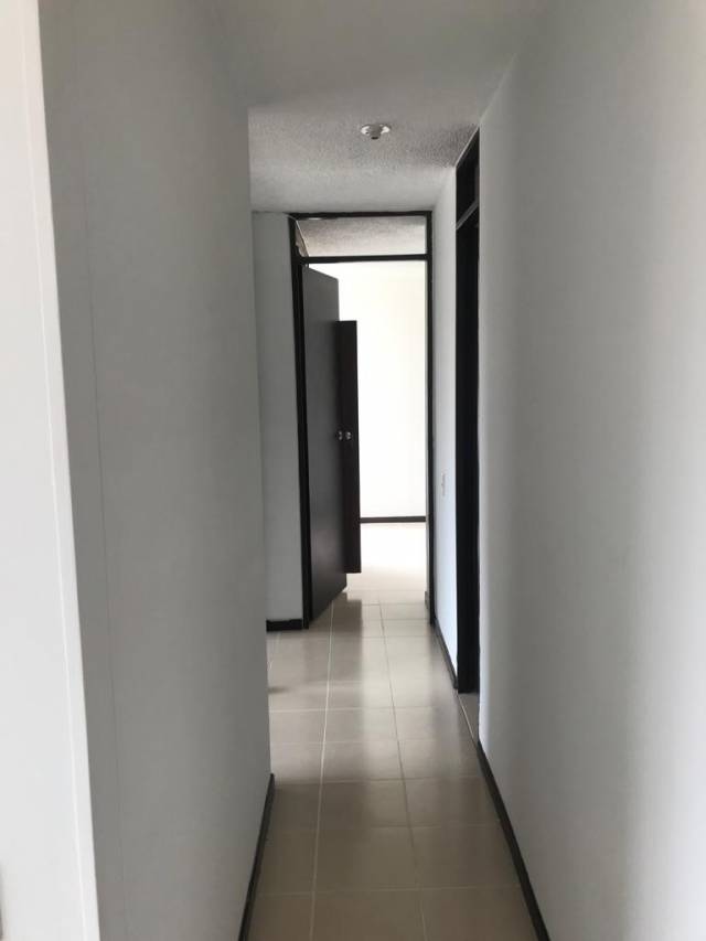 Apartamento en Unidad Cerrada, barrio Las Vegas, Sur, Cali