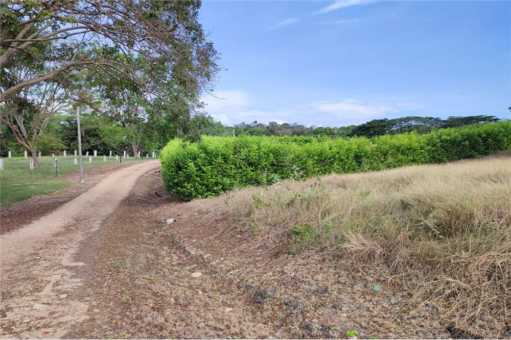 Vendo Lote Conjunto cerrado - Tocaima -2343 m2