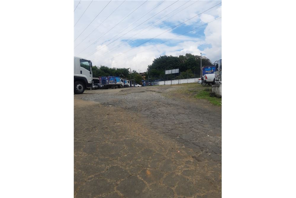 Vendo Lote Industrial en Medellin 9.778 mts 2