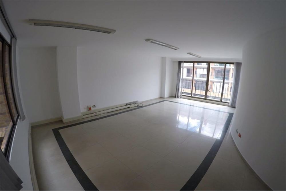 ARRIENDO OFICINA 255 MTS SAN PATRICIO