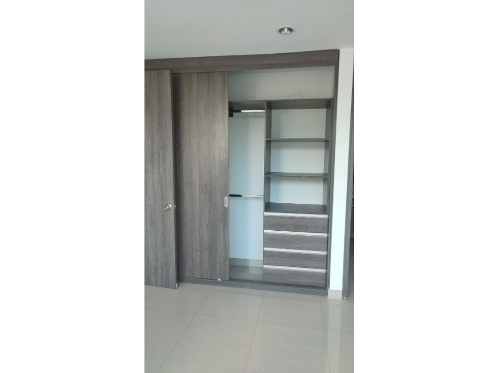 Apartamento No 103, Gj 11 Edificio Torre 28, Yopal