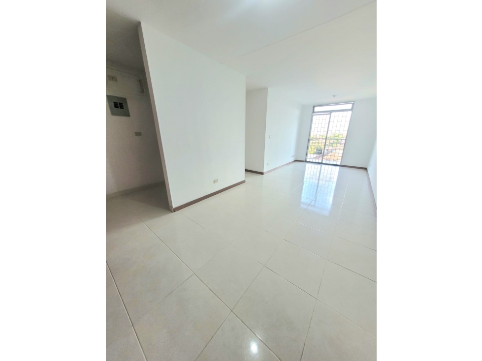 Venta Apartamento en Bosques de Limonar, Sur de Cali 418.