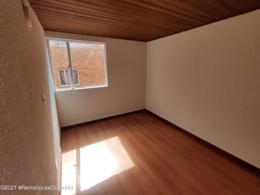 Apartamento en  Barrancas(Bogota) CO: 22-650