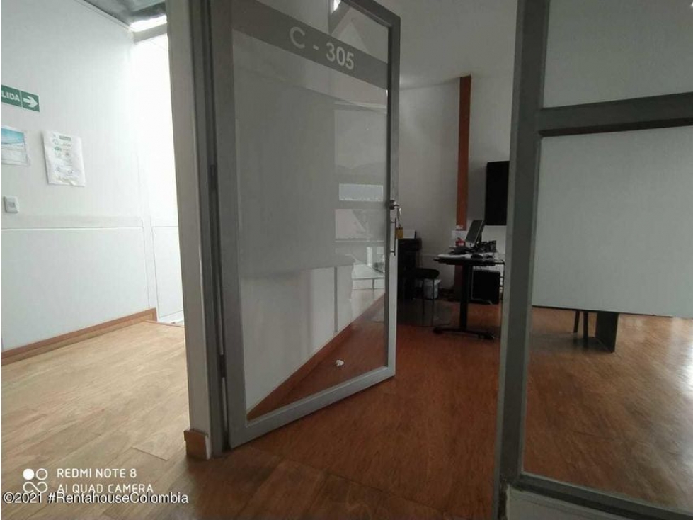 Arriendo Comercial en  San Felipe(Bogota) C.C 22-30