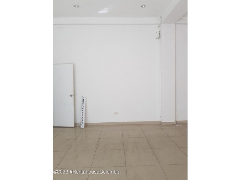 Comercial en  Santa Lucia(Neiva) RAH CO: 22-2486