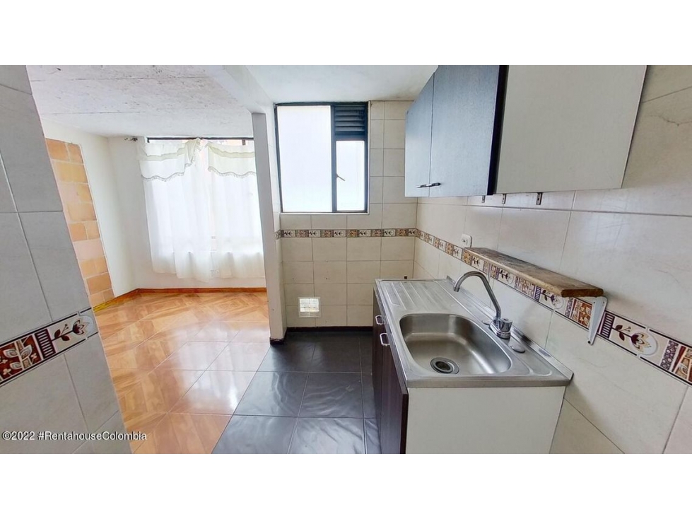 Apartamento en  San Bernardino RAH CO: 22-2899