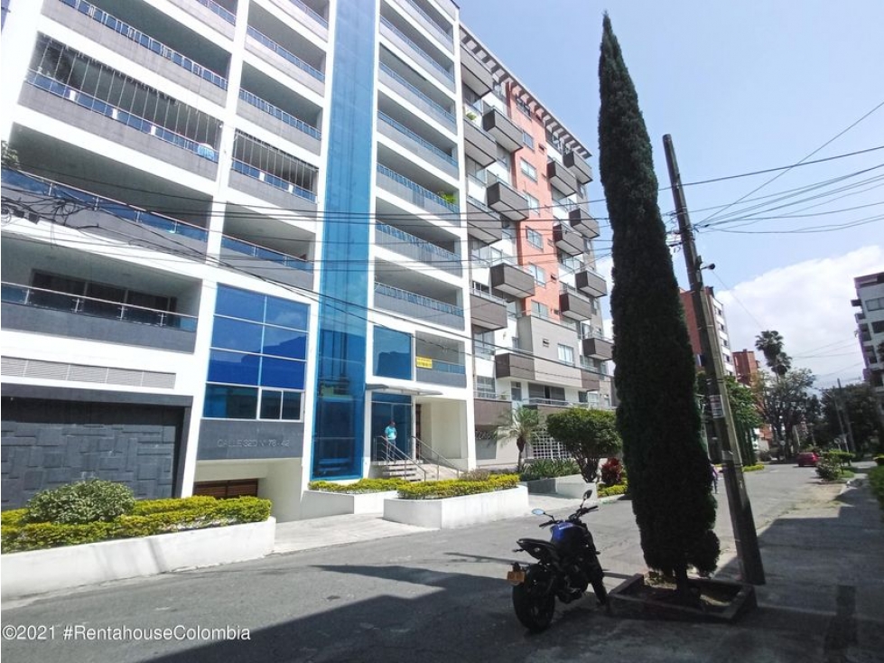 Apartamento en  Laureles(Medellin) RAH CO: 22-1712