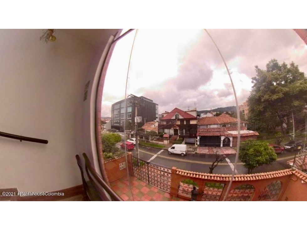 Arriendo Comercial en  El Contador(Bogota) C.C 22-371