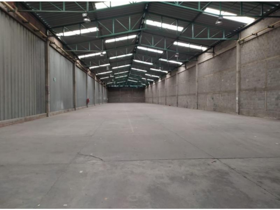 BODEGA ARRIENDO PARQUE INDUSTRIAL IDEAL ALMACENAMIENTO FUNZA, CUND