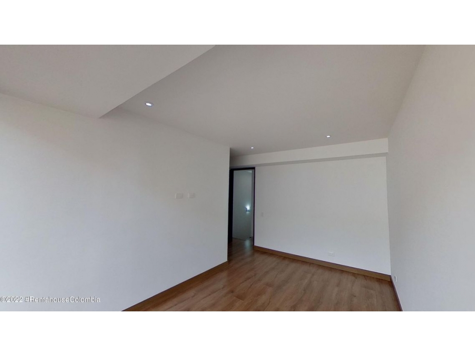 Apartamento en  Bella Suiza RAH CO: 23-1112