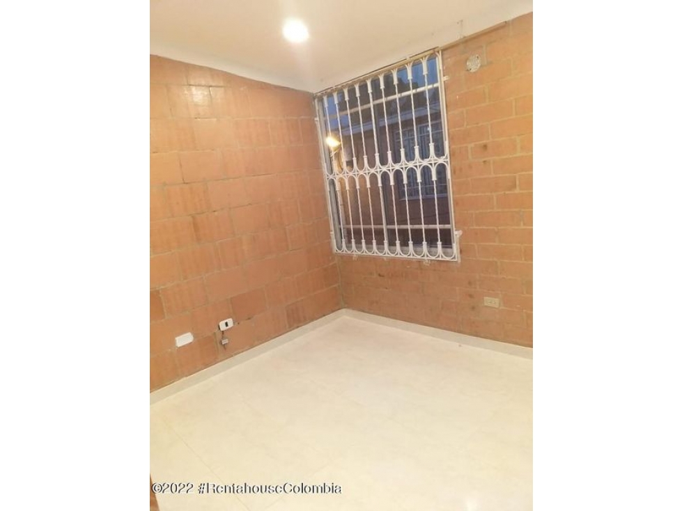 Vendo Casa en  El Muelle(Bogota)S.G. 23-785