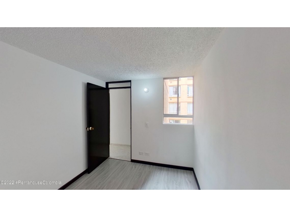 Apartamento en  San Bernardino XIX RAH CO: 23-1258