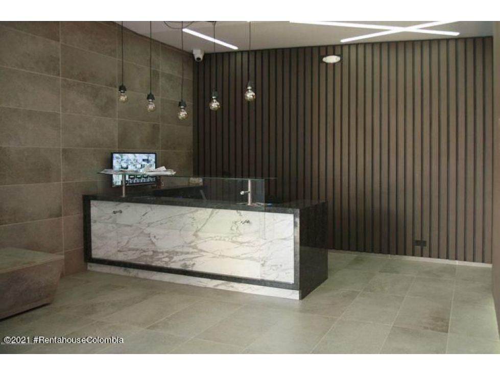 Vendo Comercial en  Chico(Bogota)S.G. 23-1339