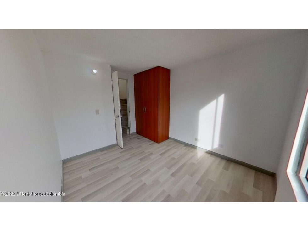 Apartamento en  El Pino(Bogota) RAH CO: 22-3060