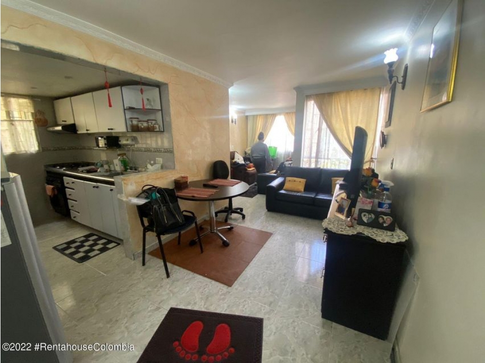 Apartamento en  Los Alamos(Bogota) RAH CO: 23-783