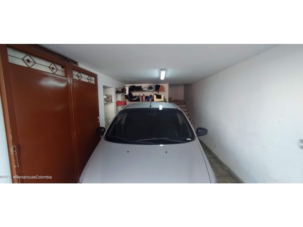 Apartamento en  Laureles(Medellin) RAH CO: 23-1464