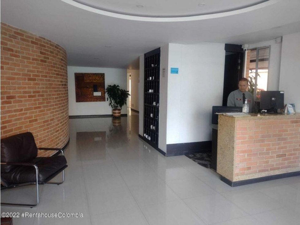 Apartamento en  Cedritos(Bogota) RAH CO: 23-1956