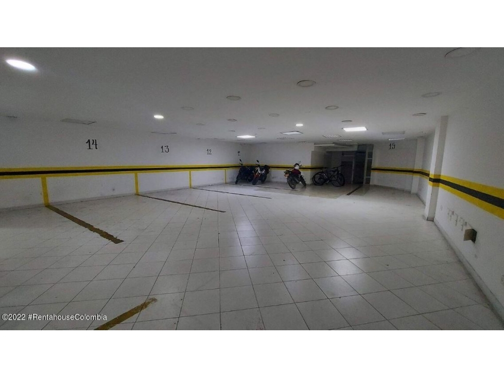 Comercial en  Restrepo(Bogota) RAH CO: 23-604