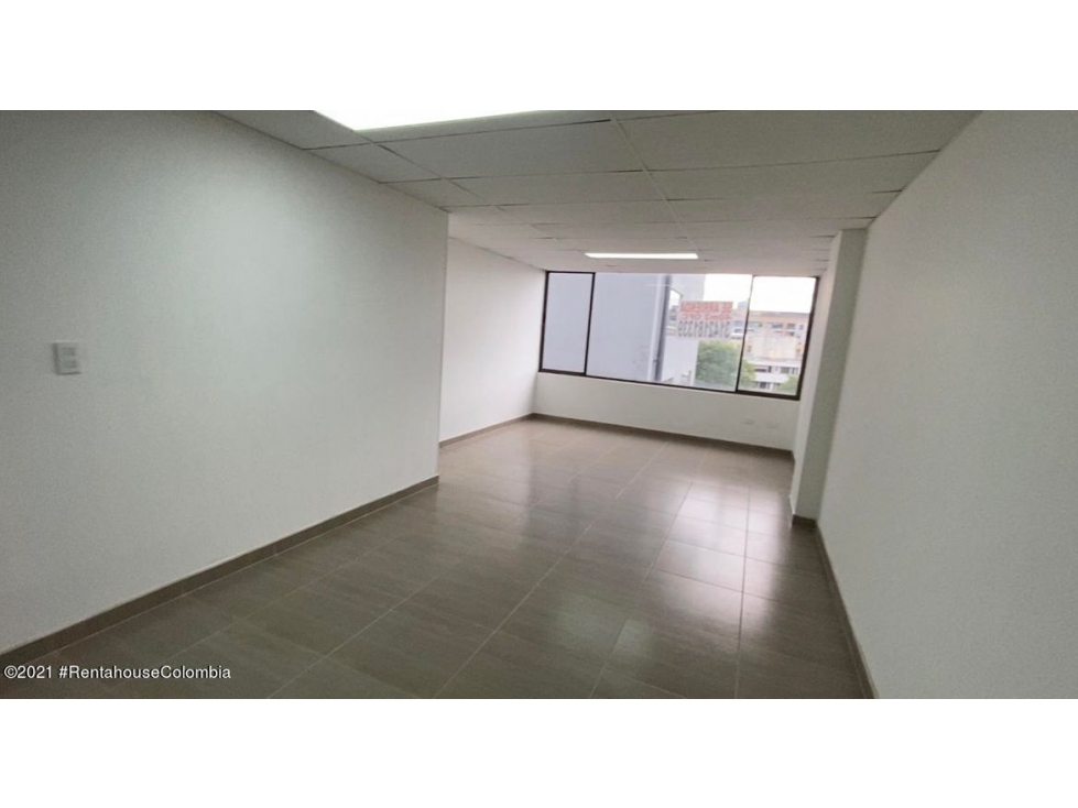 Comercial en  Chico Reservado RAH CO: 23-856