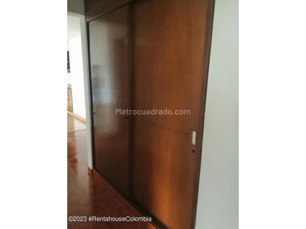 Apartamento en  Molinos Norte RAH CO: 23-2293