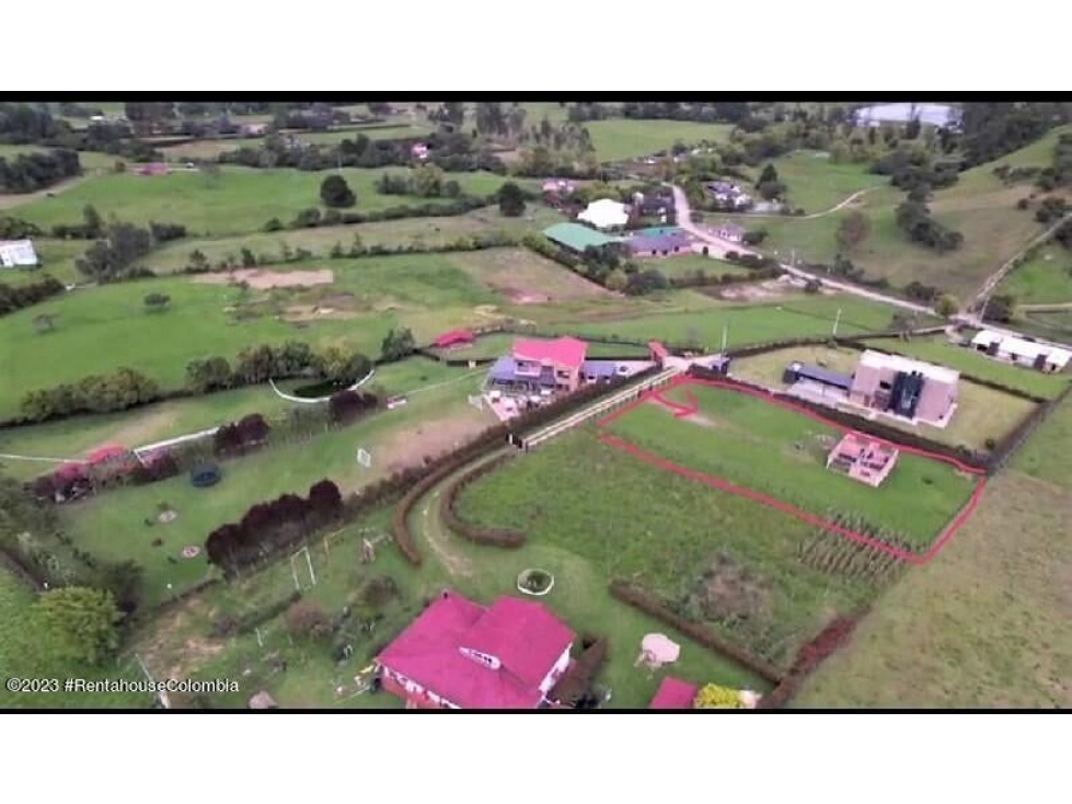 Lote en  Vereda Marquez(La Calera) C.O: 24-646