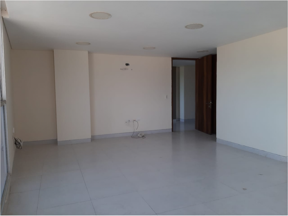 ARRIENDO O VENDO OFICINA - SANTA MARTA