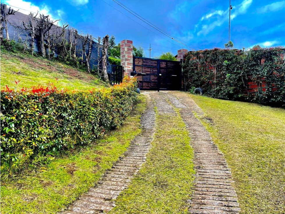 ENCANTADORA FINCA EN VENTA GUARNE