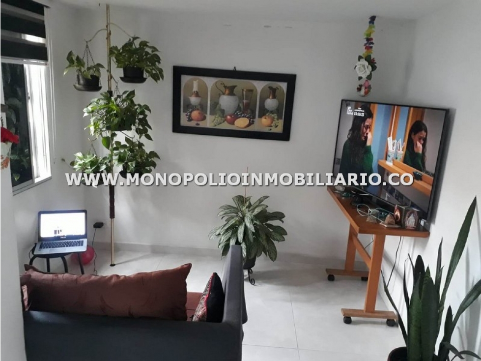 CASA UNIFAMILIAR EN VENTA - SECTOR BALCONES DE SEVILLA COD: 24474