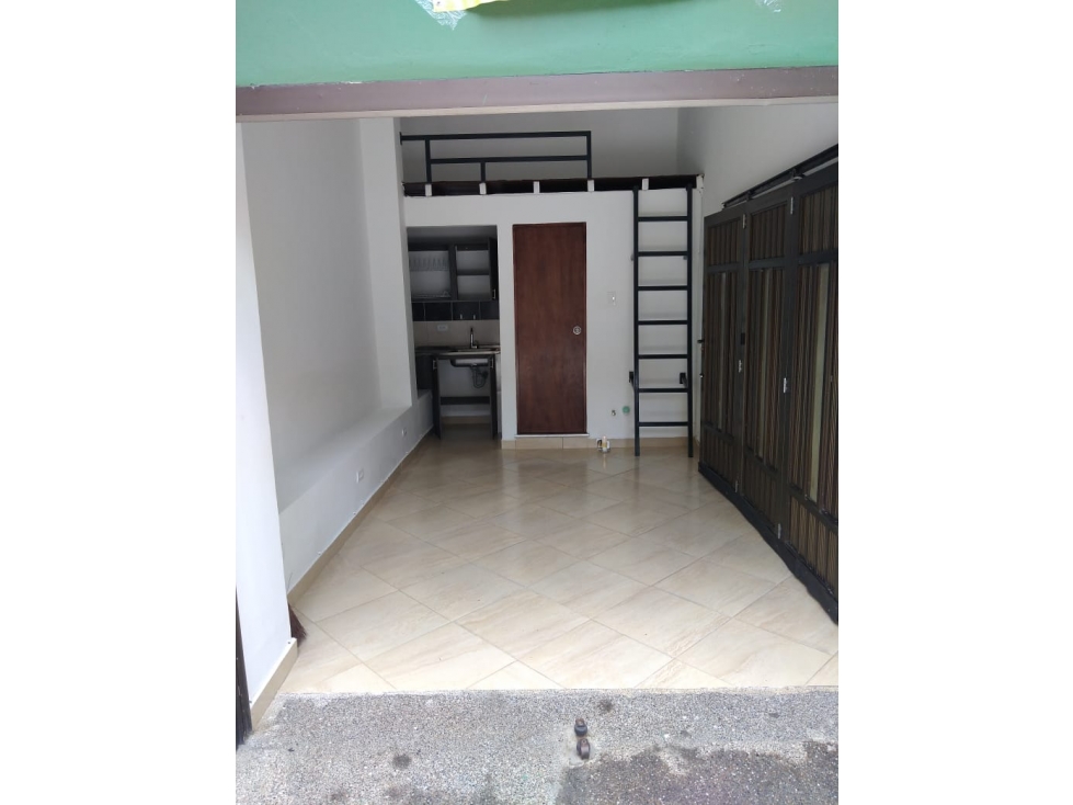 ARRIENDO LOCAL ENVIGADO ANTIOQUIA