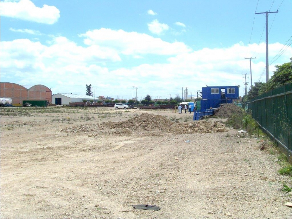 SE VENDE LOTE 1952 M2 MOSQUERA