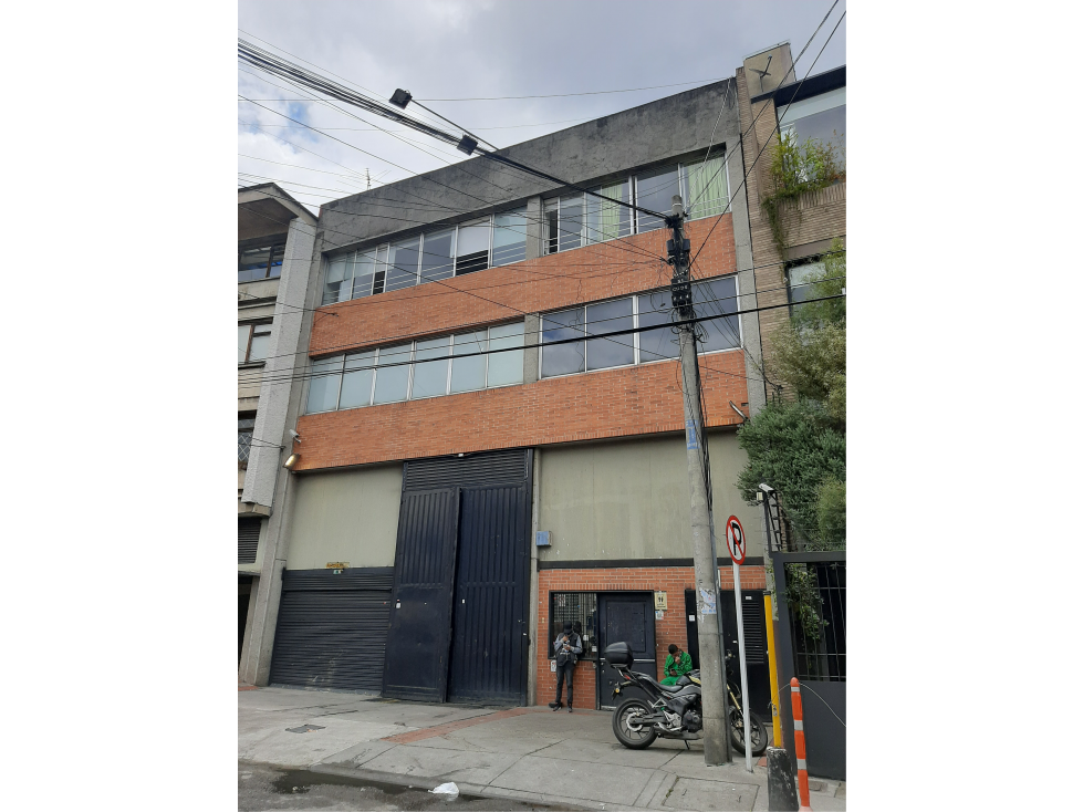 LOCAL COMERCIAL BODEGA OFICINA CHAPINERO BOGOTA CON  RENTA 16 Mll