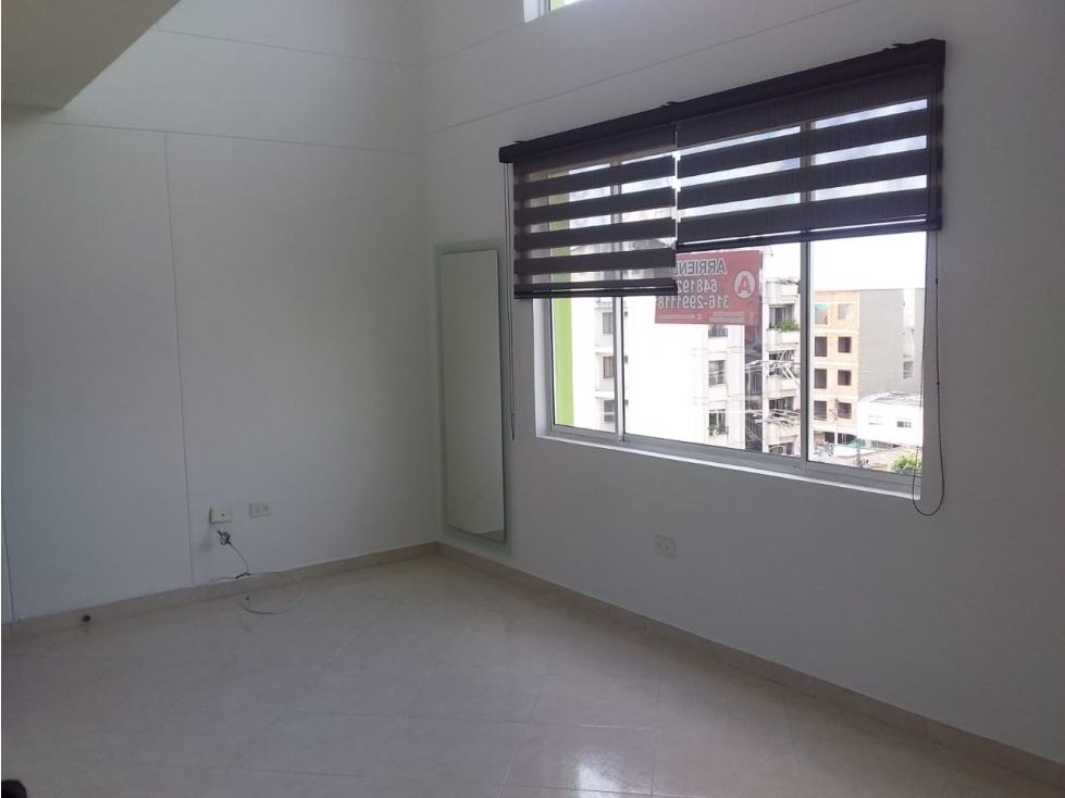 SE ARRIENDA APARTAMENTO DUPLEX VICTORIA