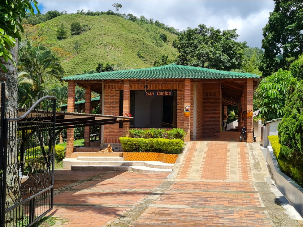 Finca muy cerca de Ibagué, vía Totumo