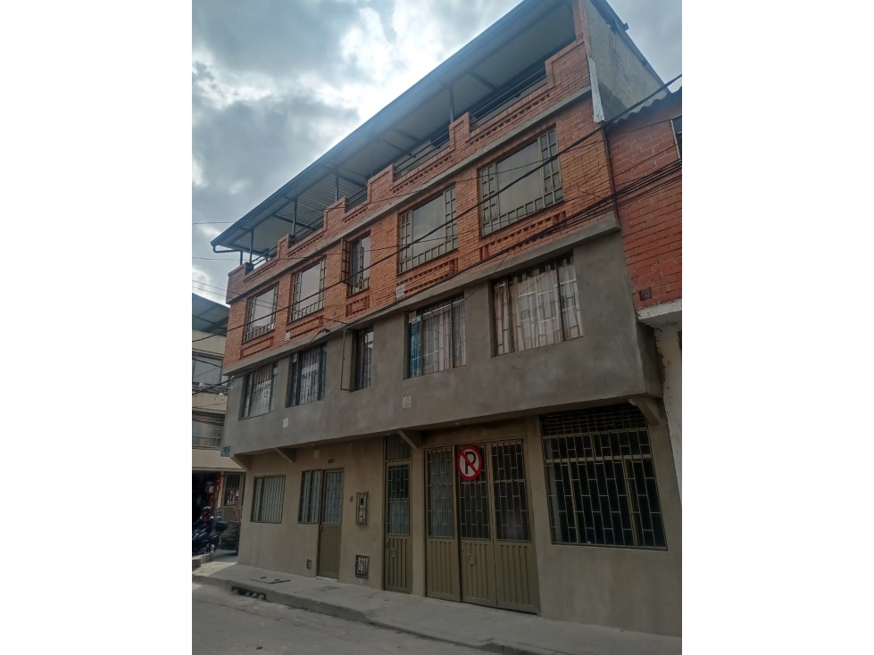 VENTA EXCELENTE CASA RENTABLE UBICADA EN SAN ANTONIO ENGATIVA