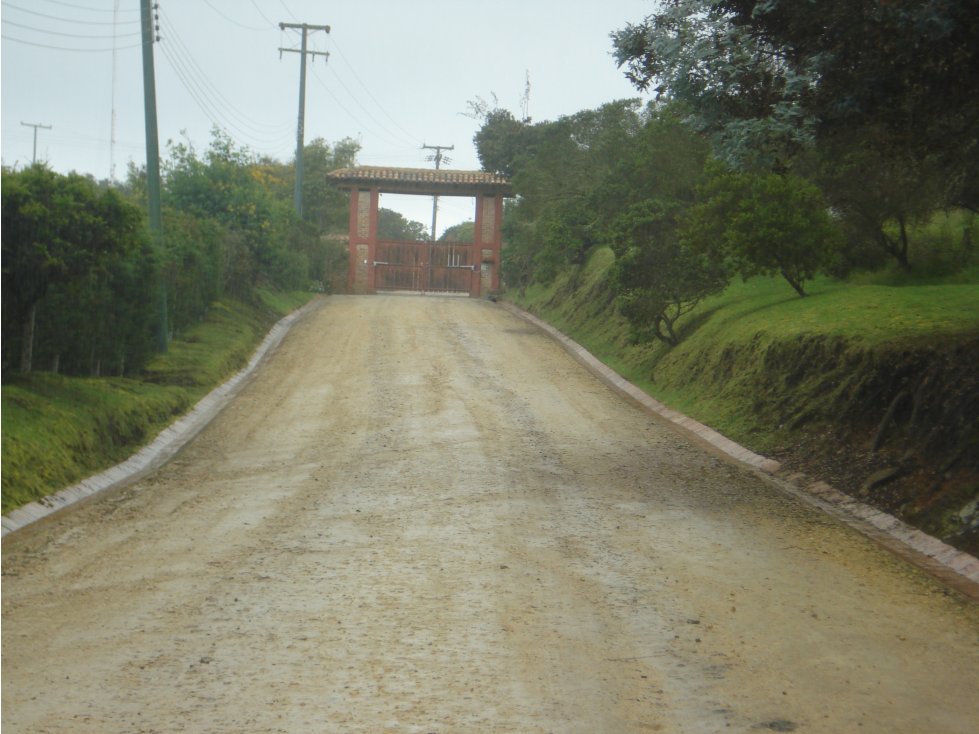 Vendo Lote Altos de Yerbabuena alta valorizacion