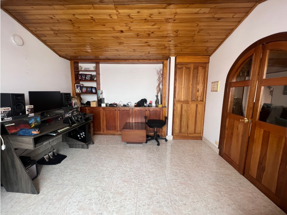 Agradable Apartamento En Venta / Normandía Bogotá