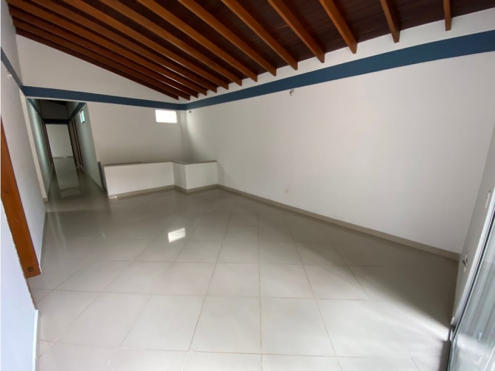 Apartamento En Alquiler En Medellín - Cristo Rey