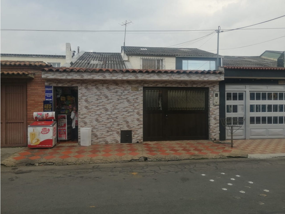 Venta Casa Barrio Aloha - Nohora Villa