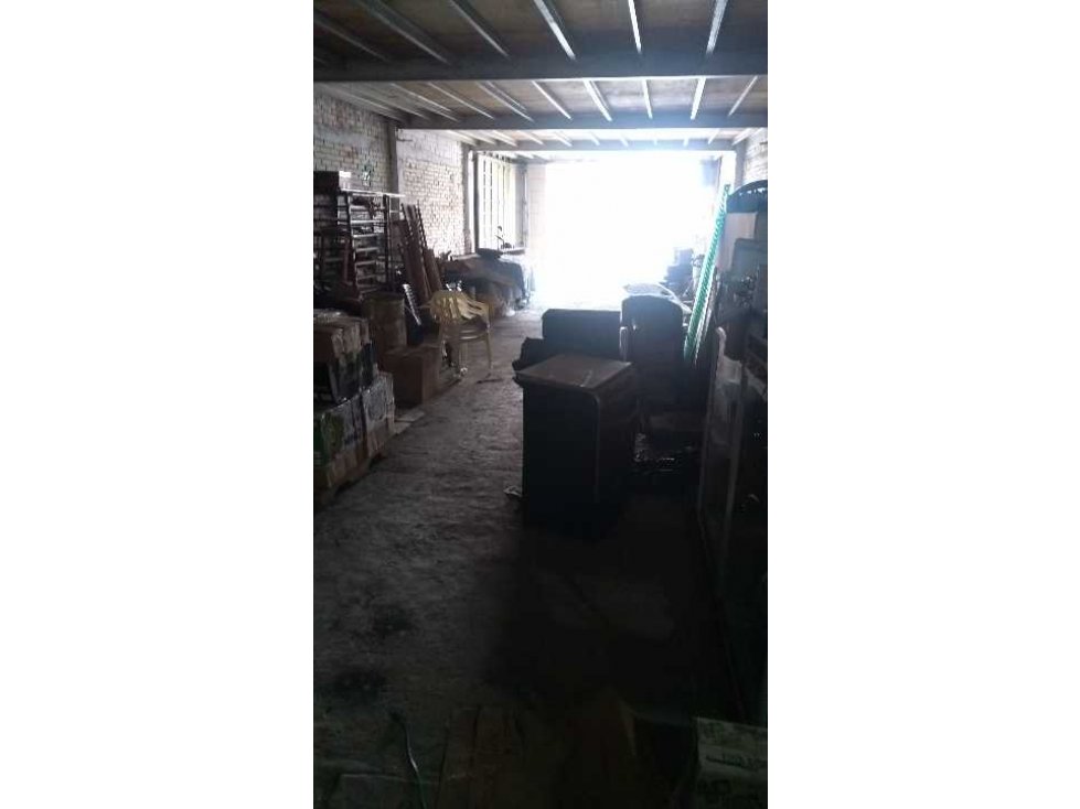 VENTA BODEGA  BARRIO PILOTO CENTRO NORTE CALI (VT)