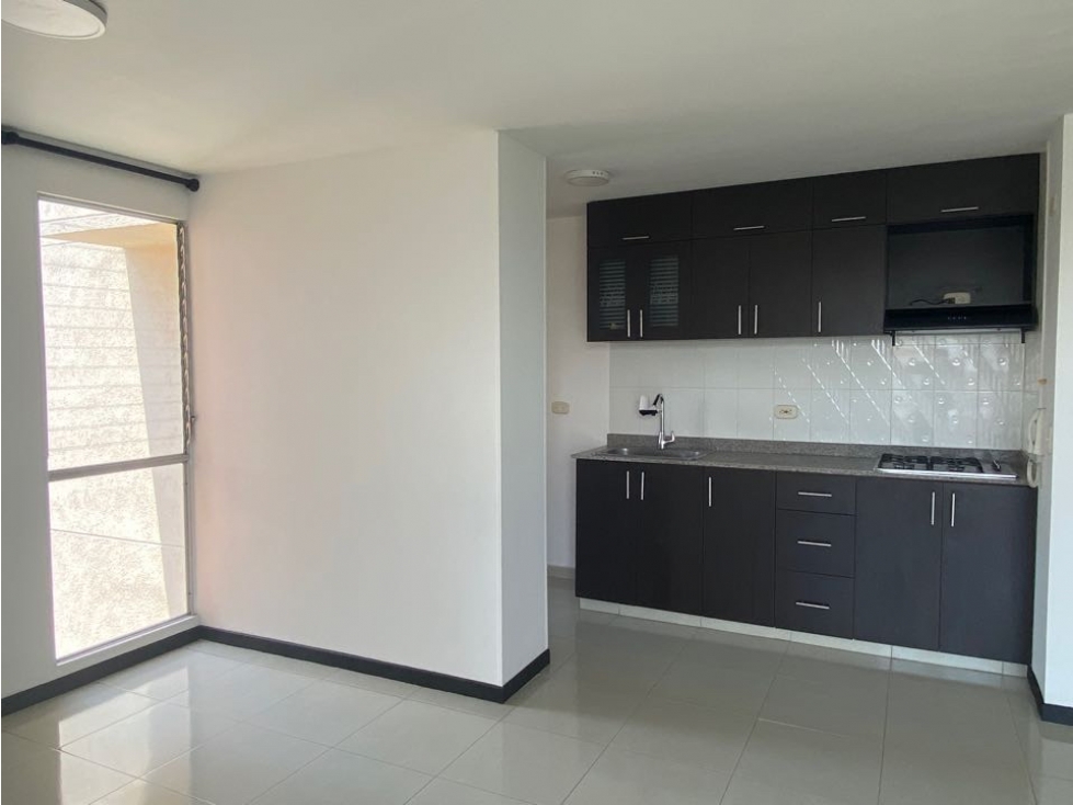 APARTAMENTO EN ALQUILER AL SUR DE CALI VALLE DEL LILI CR FORTEMURANO