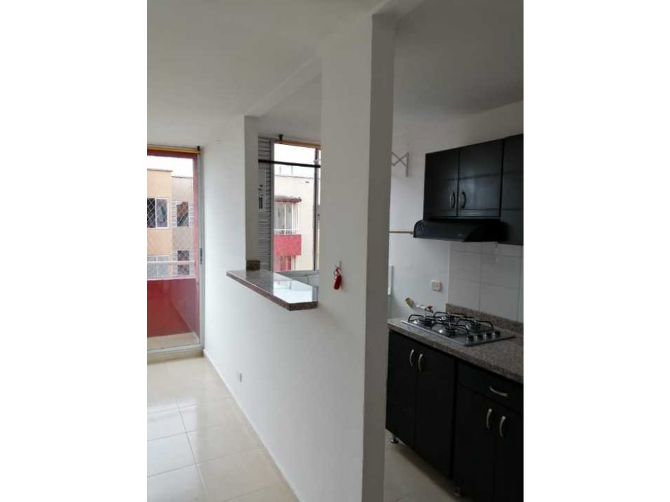 APARTAMENTO EN EL SUR AV LOS NARANJOS