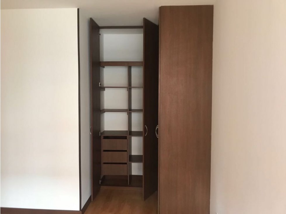 VENDO APARTAMENTO MORAY, FUNZA CUND