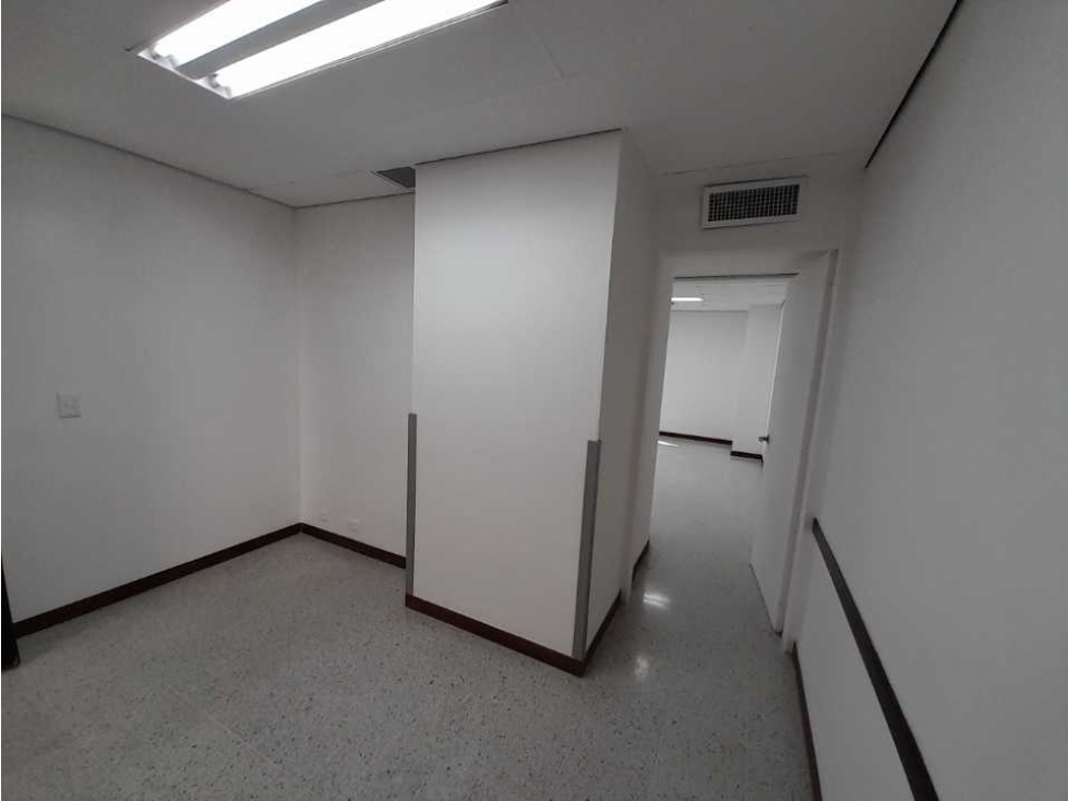 Arriendo Consultorio en Las Vegas - Medellín