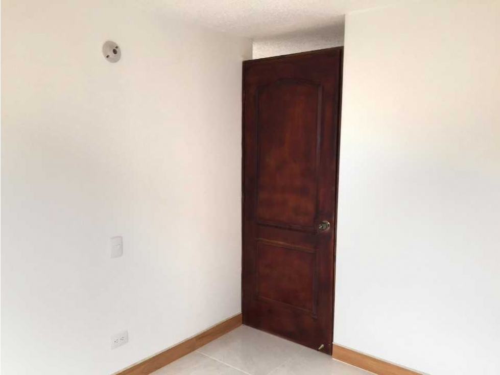 Arriendo hermoso apartamento en Tierra Buena