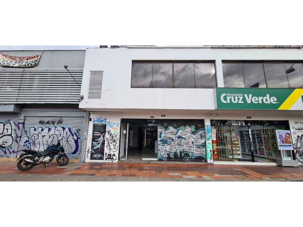 Arriendo local comercial sobre av caracas con 72