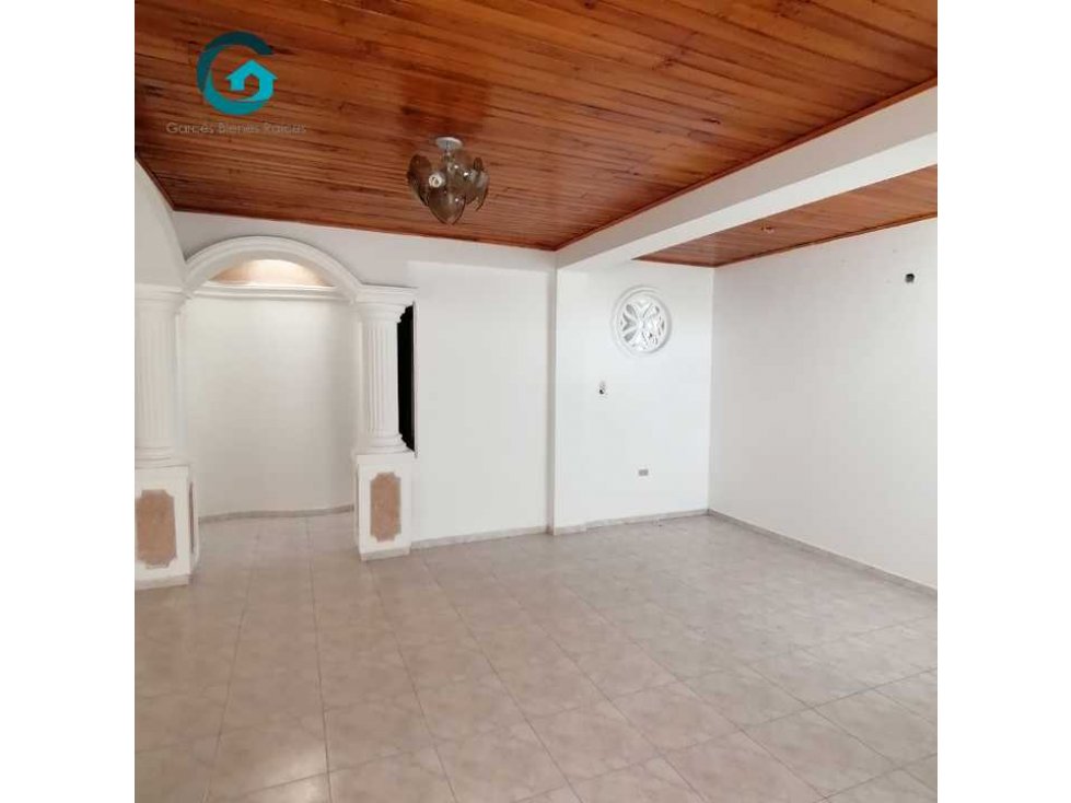 Casa en venta - Barrio el Recreo