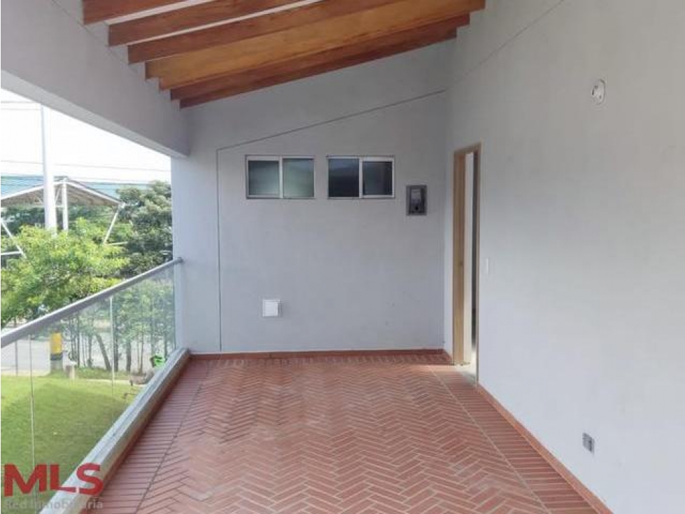 CASA EN VENTA, GIRARDOTA!!(MLS#238551)